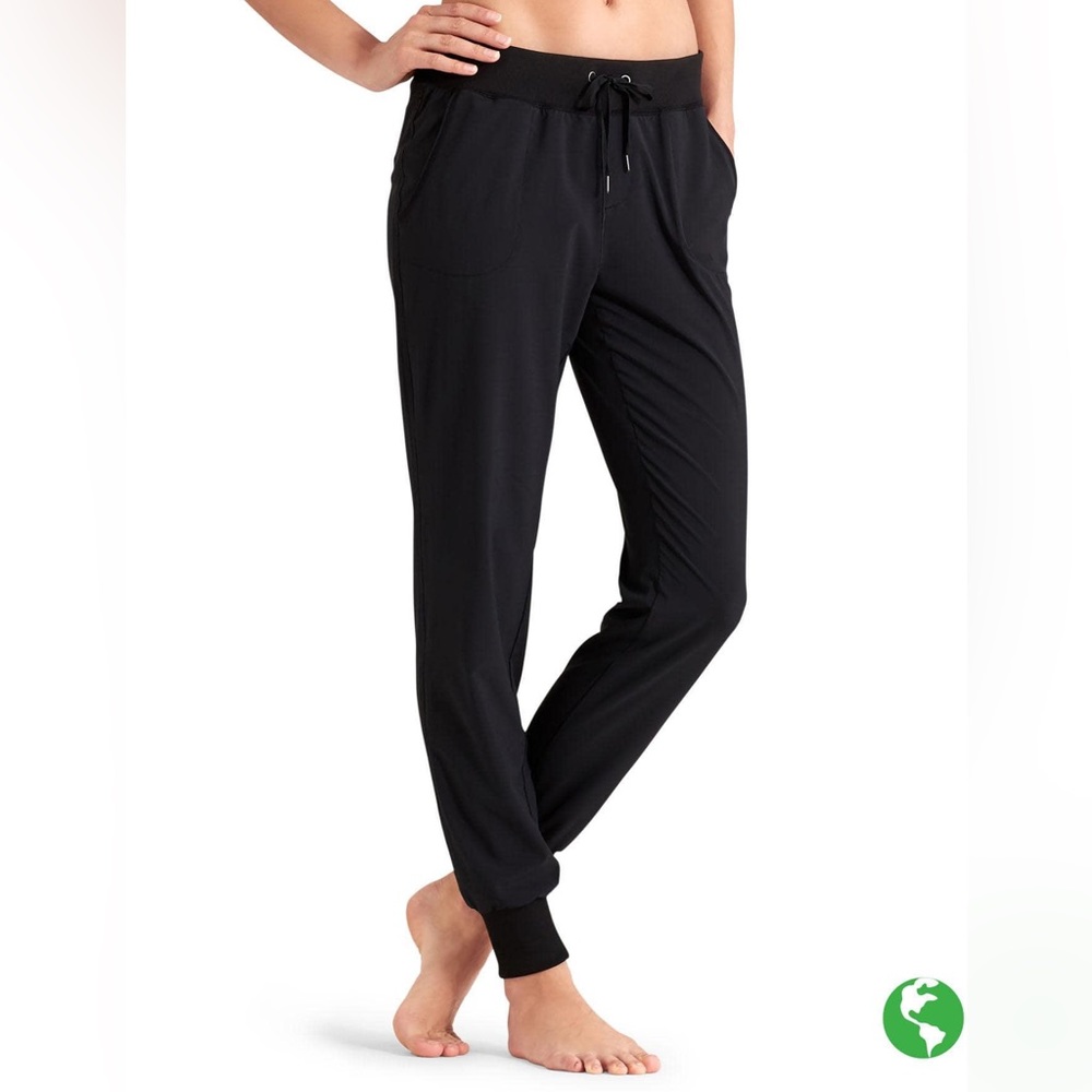 Athleta city jogger pant in 6 tall